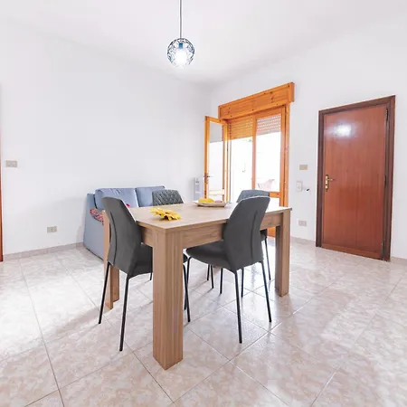 Lucy's Flat - Melendugno