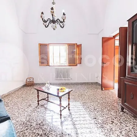 Lucy's Flat - Melendugno