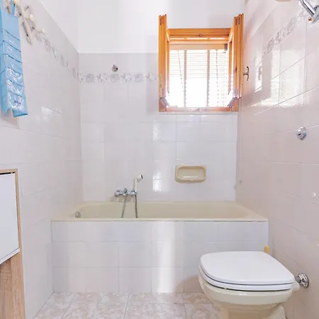 Lucy's Flat - Melendugno