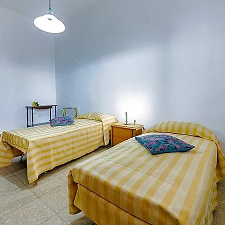 Lucy's Flat - Apartamento *